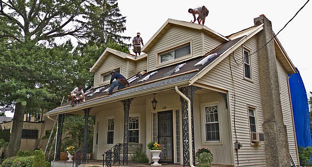 Best Emergency Roof Repair  in Richmond, MI